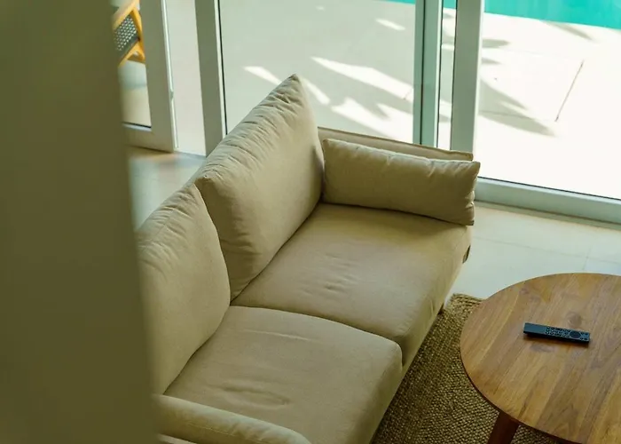 Montana Tropical 2br Escape Balangan Villa *